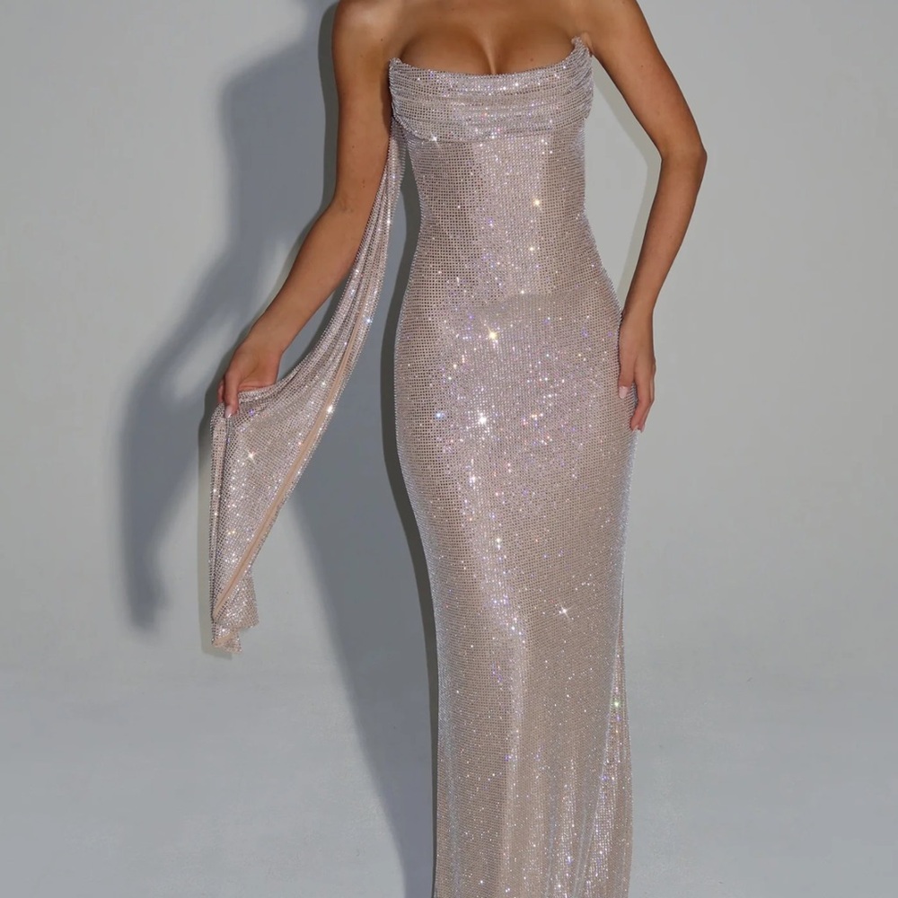 BABYBOO MIRABELLA MAXI DRESS WITH SCARF NWOT